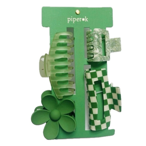 Piper*k Accessories - NWT ⚜️☘️⚜️ Piper K set of 4 hair claw clips St. Patrick’s Day
